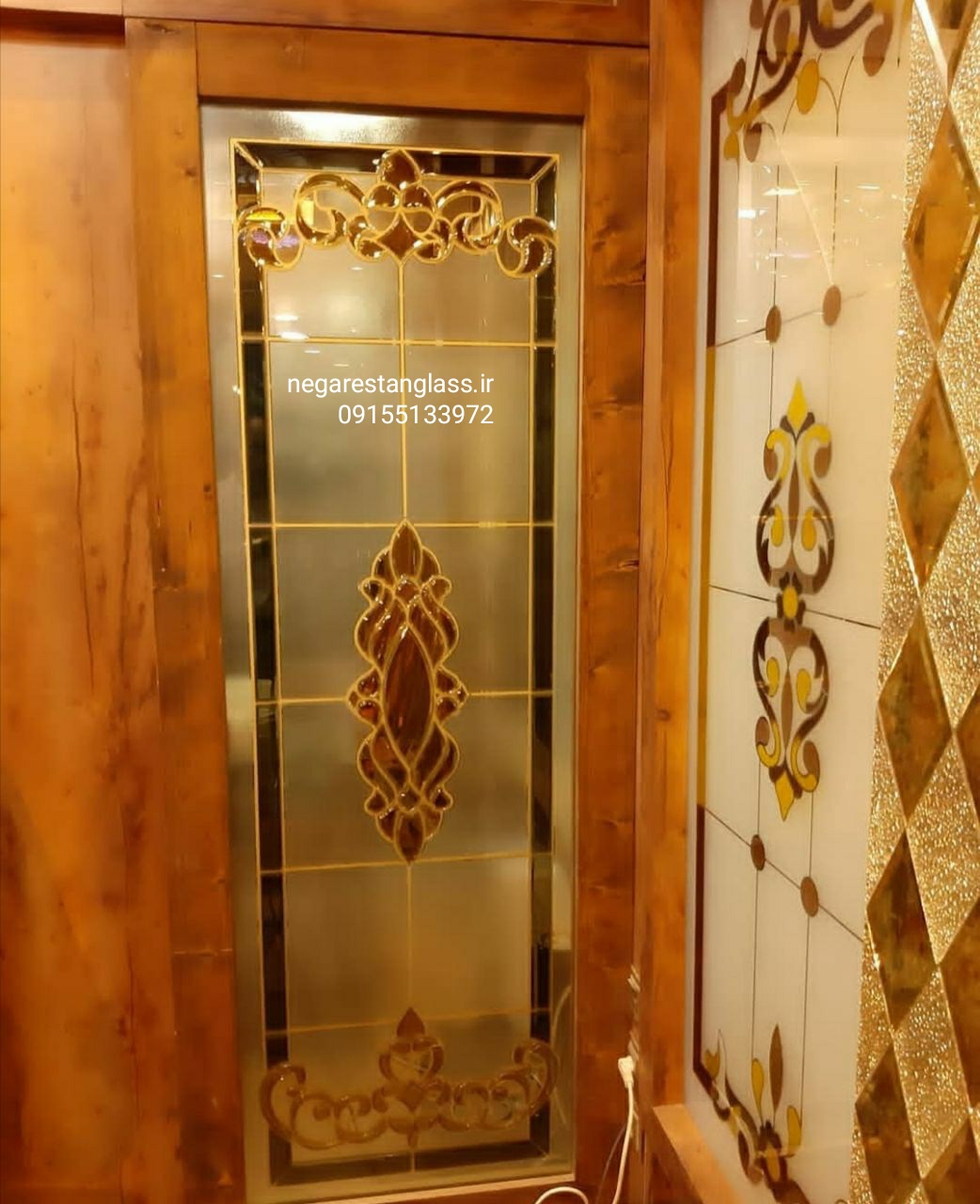 درب ورودی شیشه ای